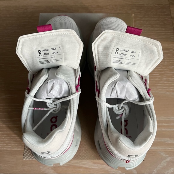 ON Running Cloudnova Women Shoes Various Sizes Undyed White Carnation - Picture 5 of 9